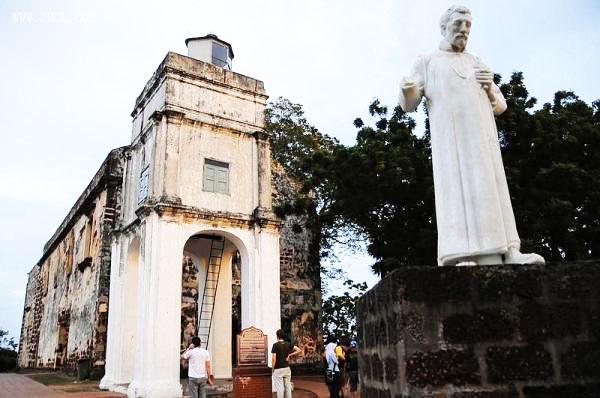 Malacca – St.Paul’s Hill (A’Famosa)